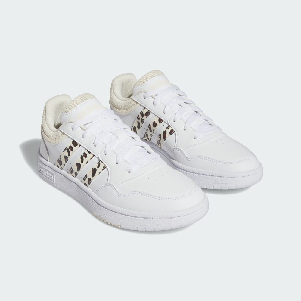 Sepatu basket top adidas wanita