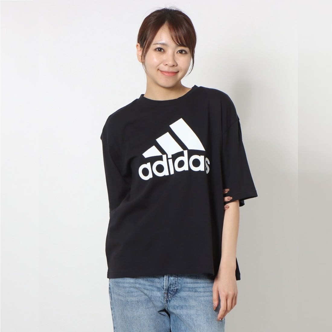 T shirt online adidas wanita