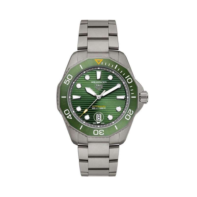 Jual Tag Heuer Aquaracer 43 Wbp208b.bf0631 Calibre 5 Green Dial Titanium Strap Di Seller Voila.id Official Store Kebayoran Lama Selatan Kota Jakarta Selatan Blibli