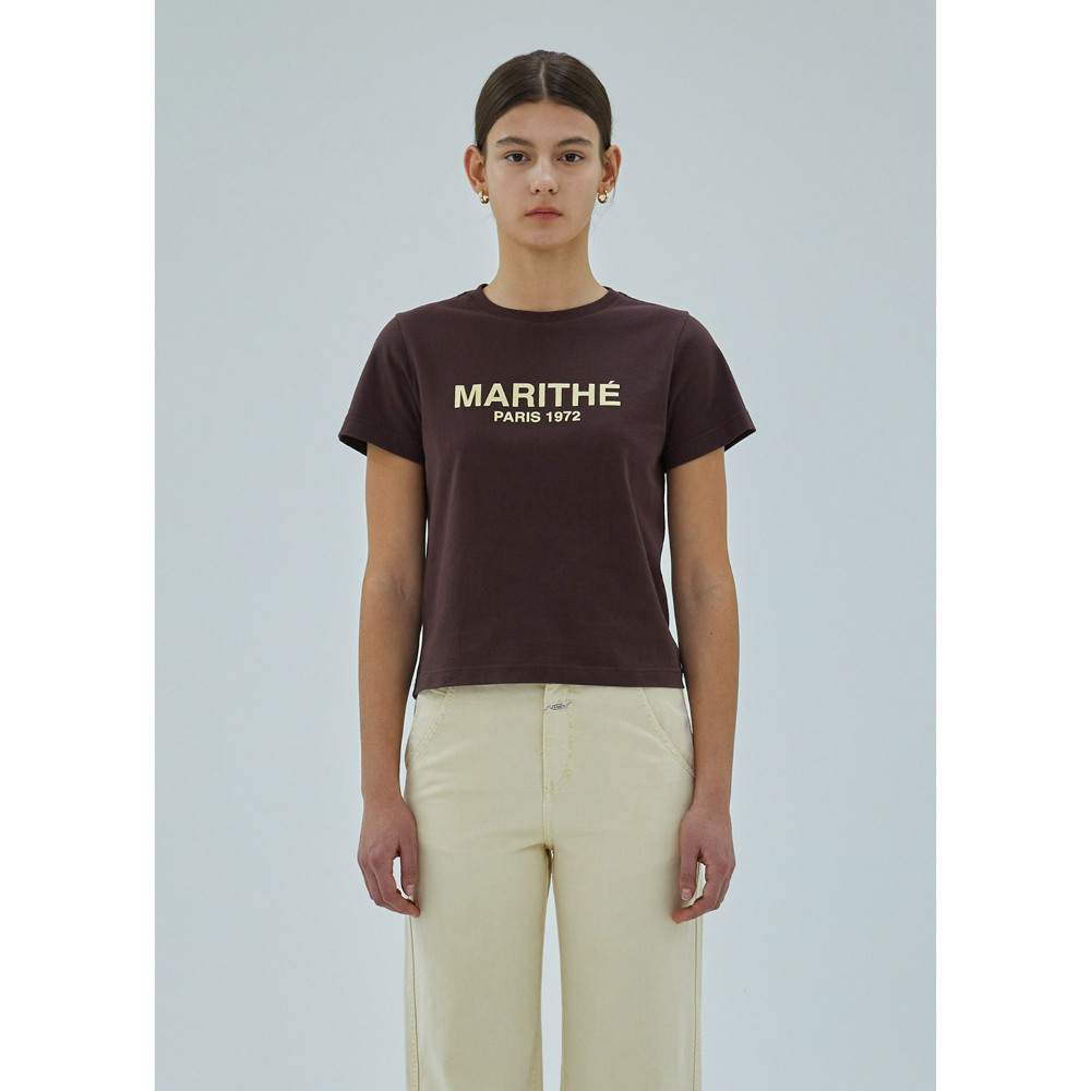 [READY STOCK] Marithe FG W Regular Logo Tee Kaos Atasan Wanita Brown