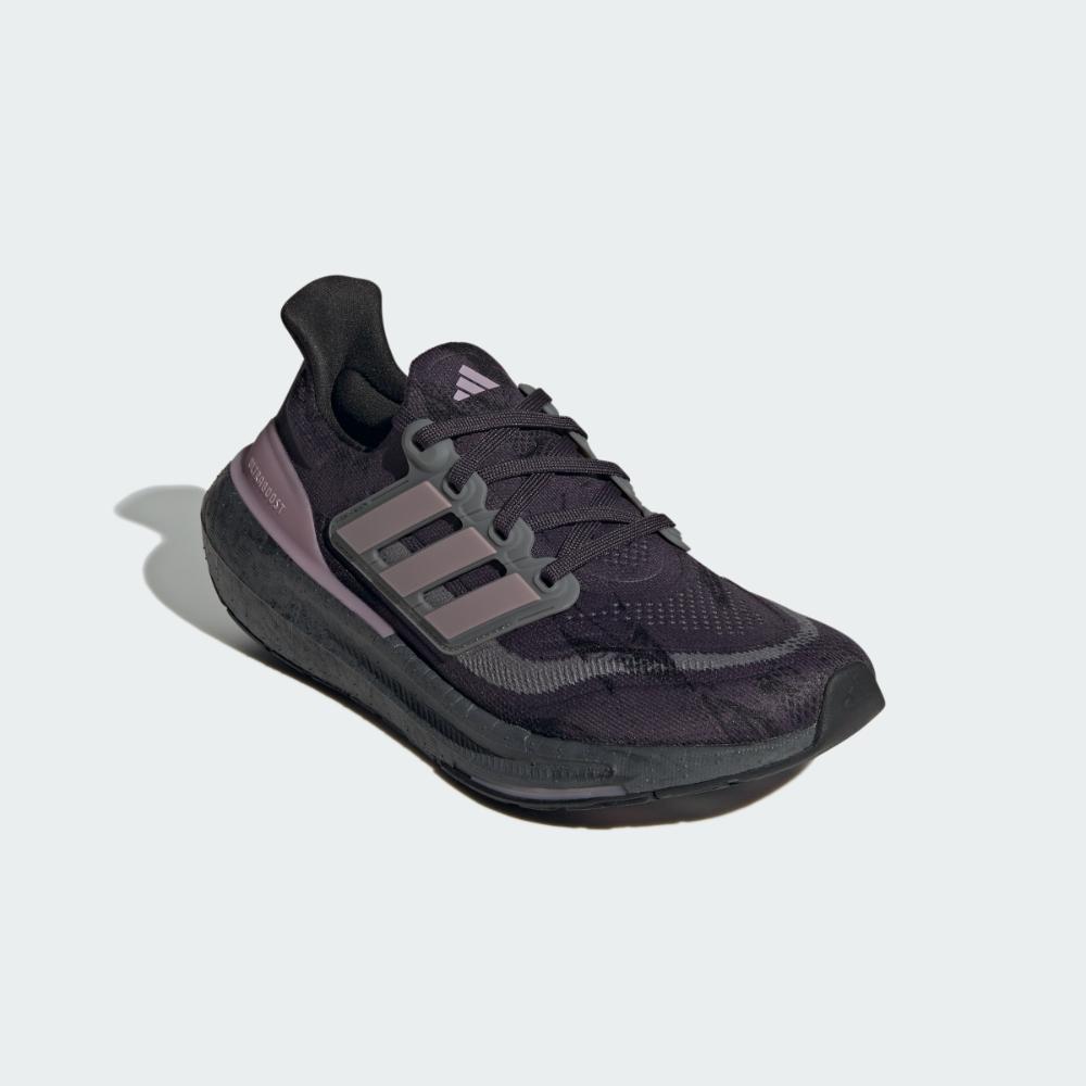 Ultra boost hitam 2025