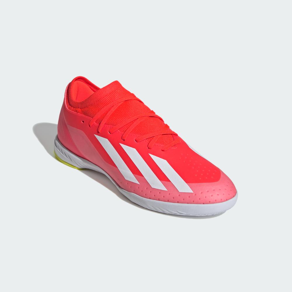 Foto sepatu futsal adidas 2025