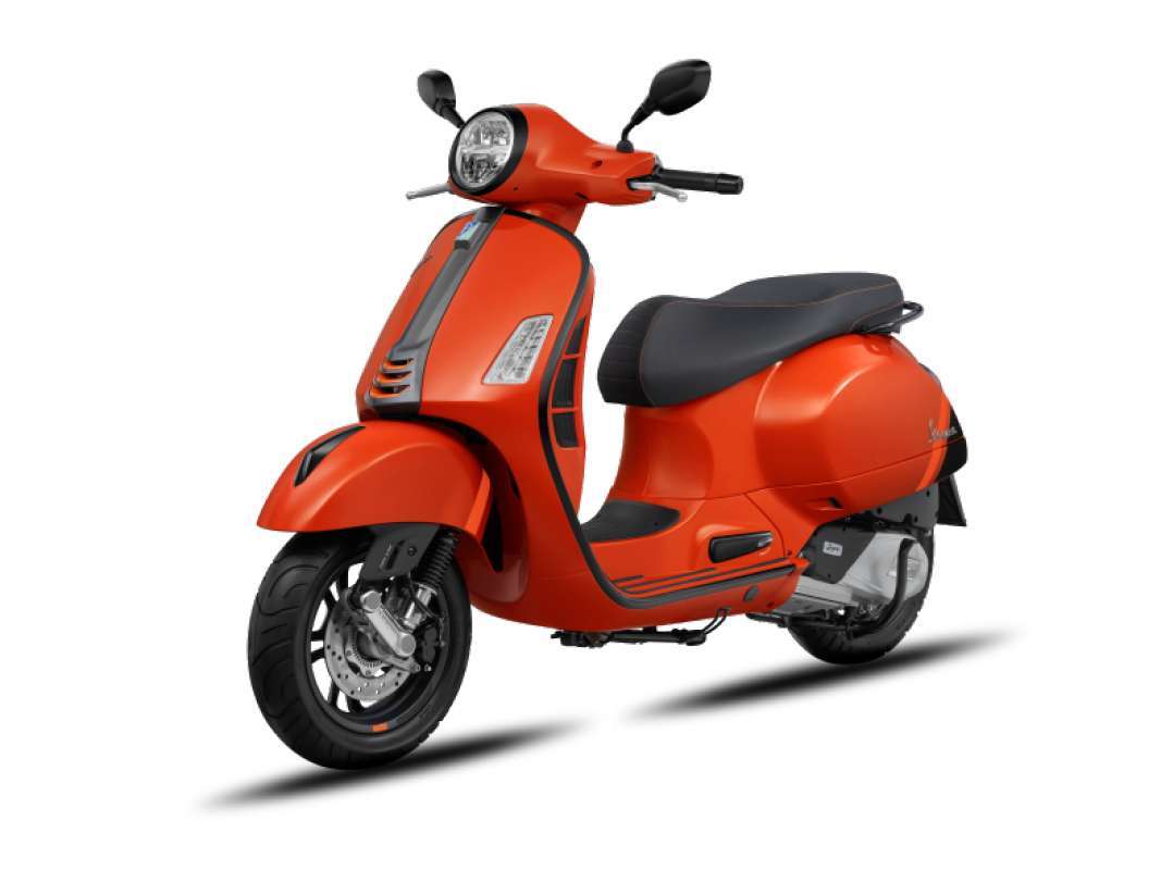 Orange Vespa Gts 125 2005 Piaggio Genuine Vespa GTS GTV 300 Front