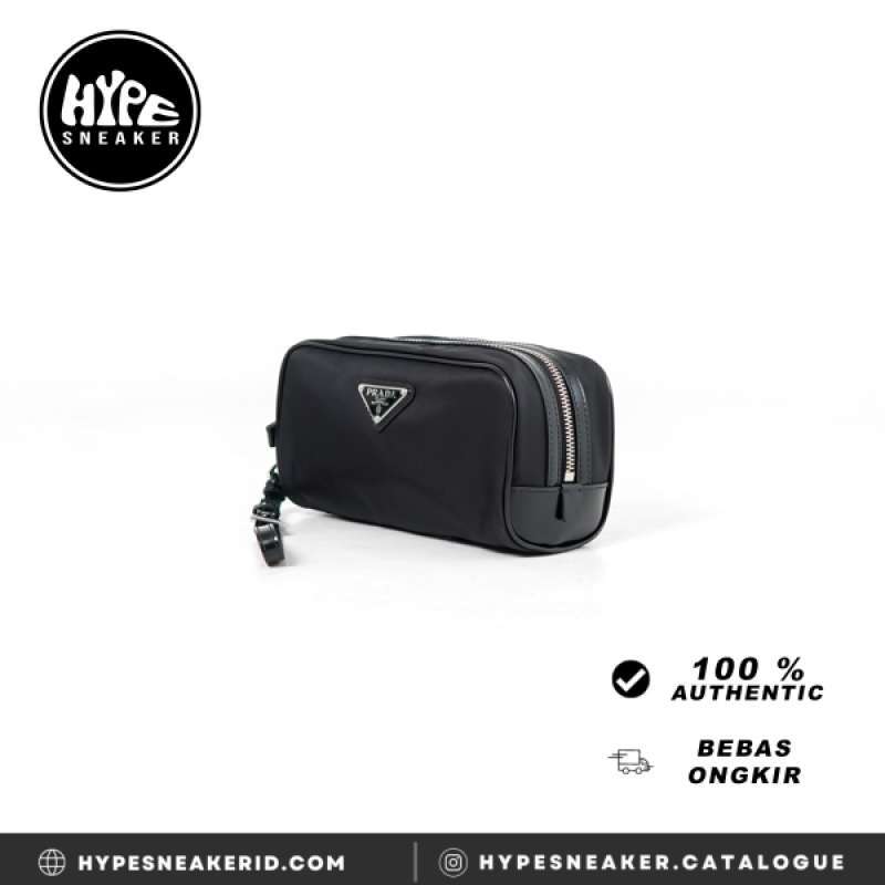 Jual Tas Prada Logo Black Pouch Wit Handle 100 Original Di Seller Hypesneaker.idn Official Store Hypesneaker.id Kota Semarang Blibli