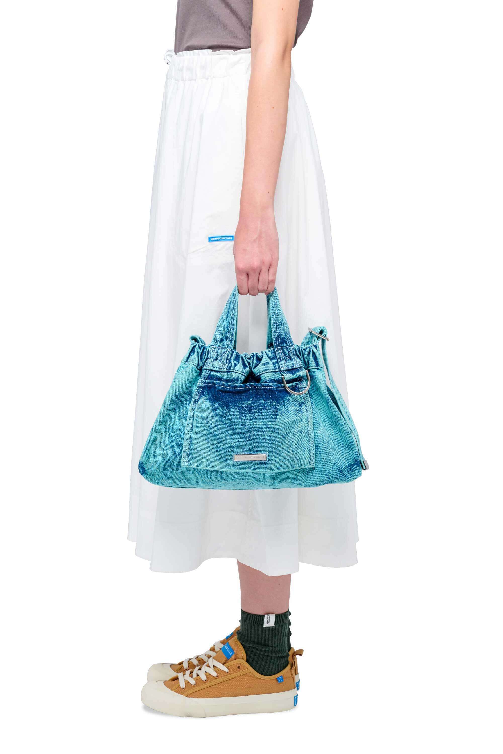 BEYOND THE VINES Denim XS Dumpling Bag 【公式通販】