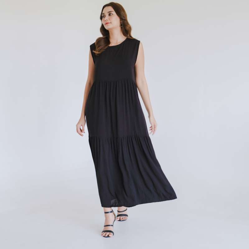 knee length dresses for ladies Leset Laura Maxi Dress in Black in Cotton