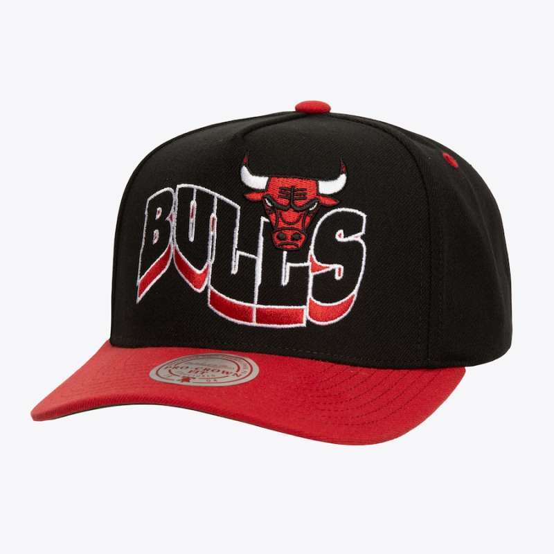 Mitchell Ness Unisex Basketball NBA Wavy Pro Snapback Cap Chicago Bulls  Snapback Topi Basket [HP9617-CBUBLCK]
