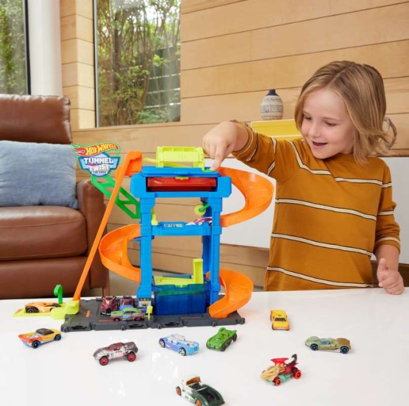 Twist Shifter Hot Wheels Rc Stunt Buggy Promo Hot Wheels Tunnel