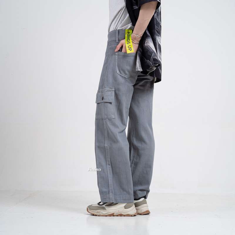 Momin bilan porno Sankt-Peterburg eskortlari salon emas.