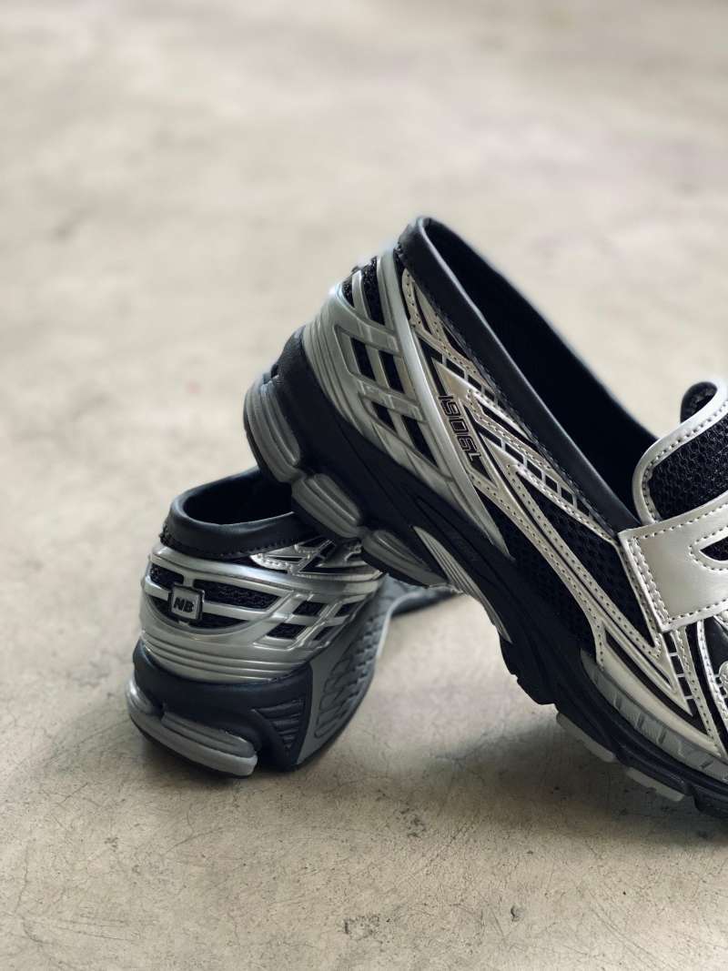 Jual New Balance 1906l Loafer Silver Metallic Black (100% Original 