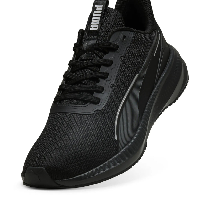 Puma Unisex Running Shoes Flyer Lite Sepatu Lari Pria Wanita [31079704]