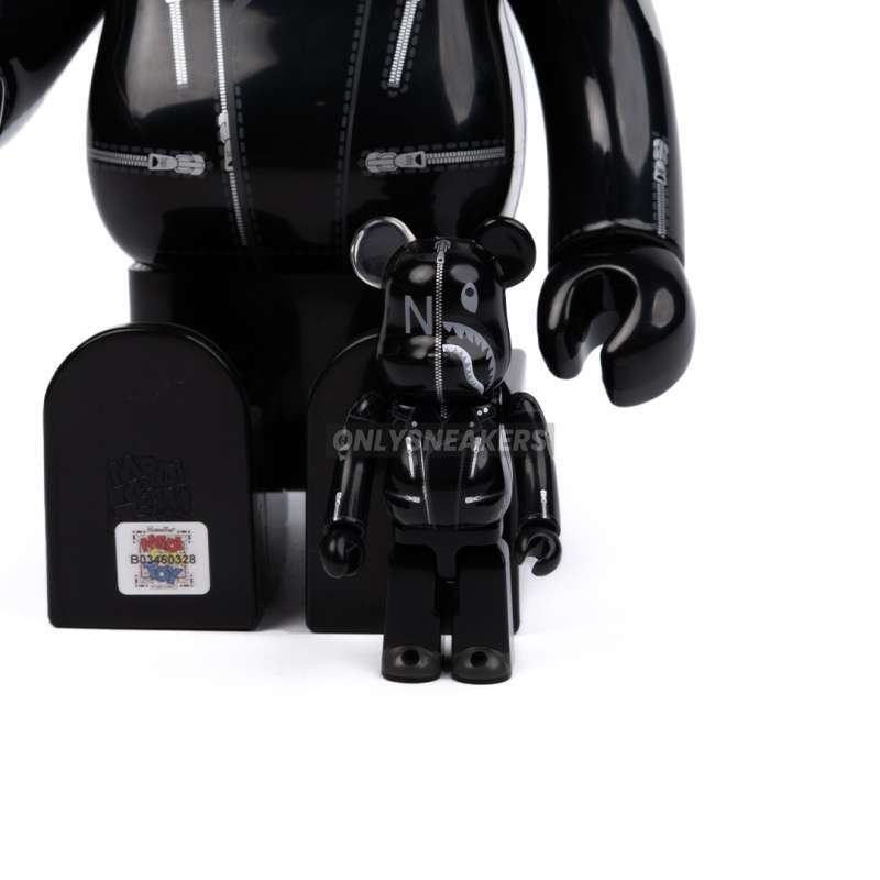 Jual Be@rbrick X A Bathing Ape X Neighborhood 100% & 400% Di Jual Be@rbrick X A Bathing Ape X Neighborhood 100% & 400% Di
