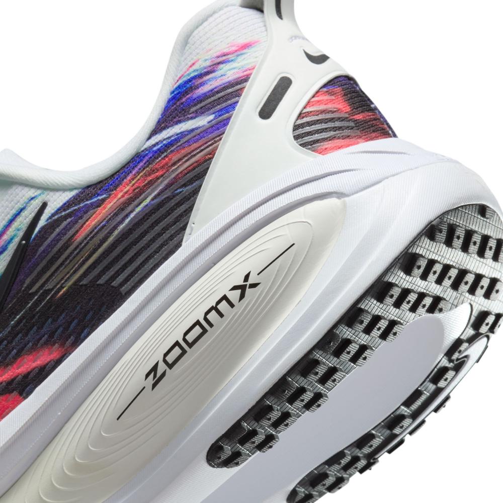Jual Nike Men Running Vomero 18 SE Shoes Sepatu Lari Pria [ib8164-999 ...