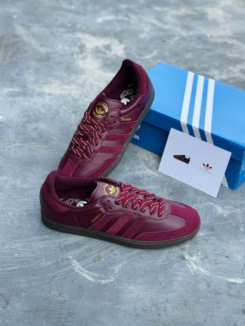 adidas gazelle silver green womens Adidas Originals Samba OG (Carbon/Better Scarlet/Gum) Men's Shoes IG6173