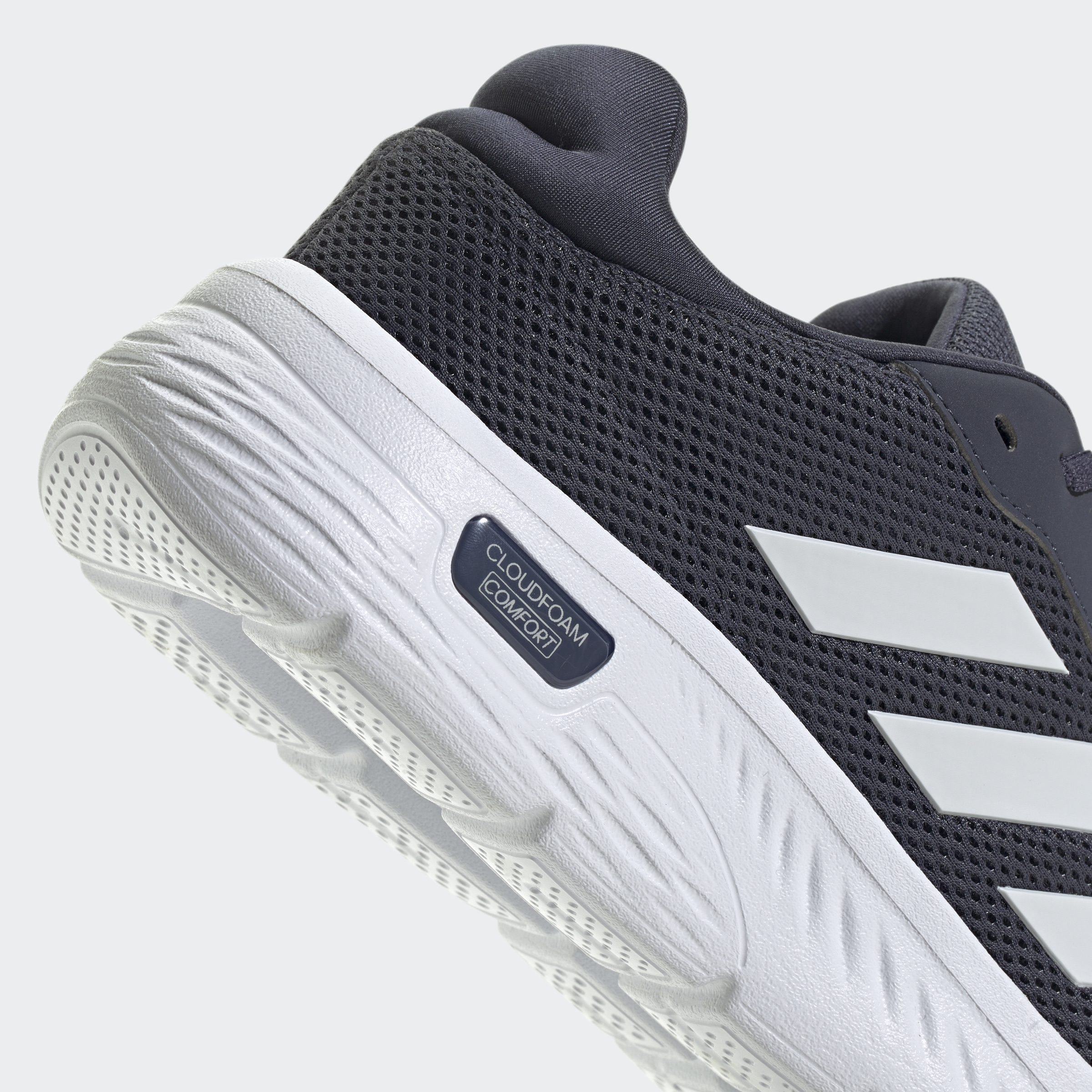 Promo adidas Men Shoes Cloudfoam Comfy Sepatu Pria [ih6130] Diskon 25% ...