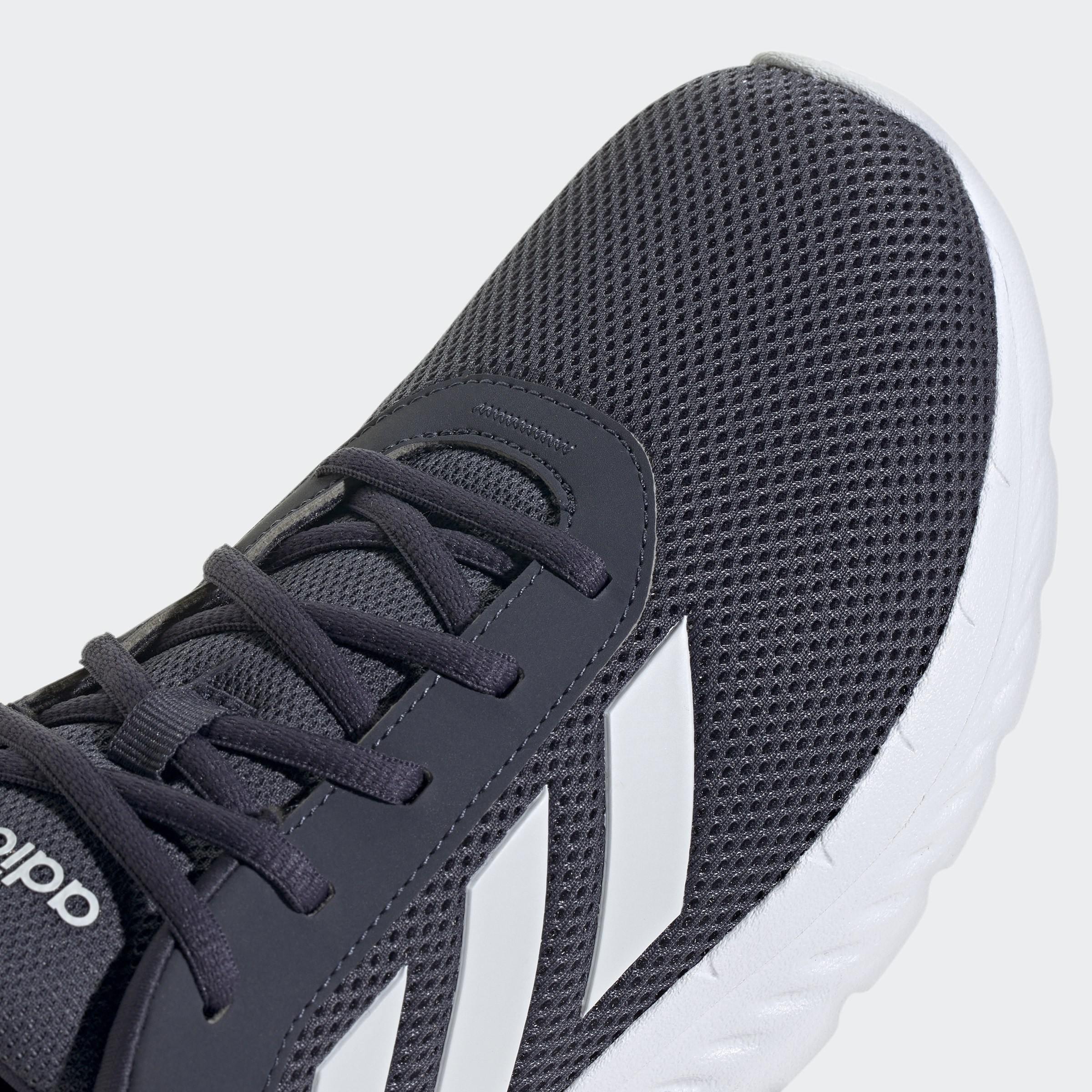 Promo adidas Men Shoes Cloudfoam Comfy Sepatu Pria [ih6130] Diskon 25% ...