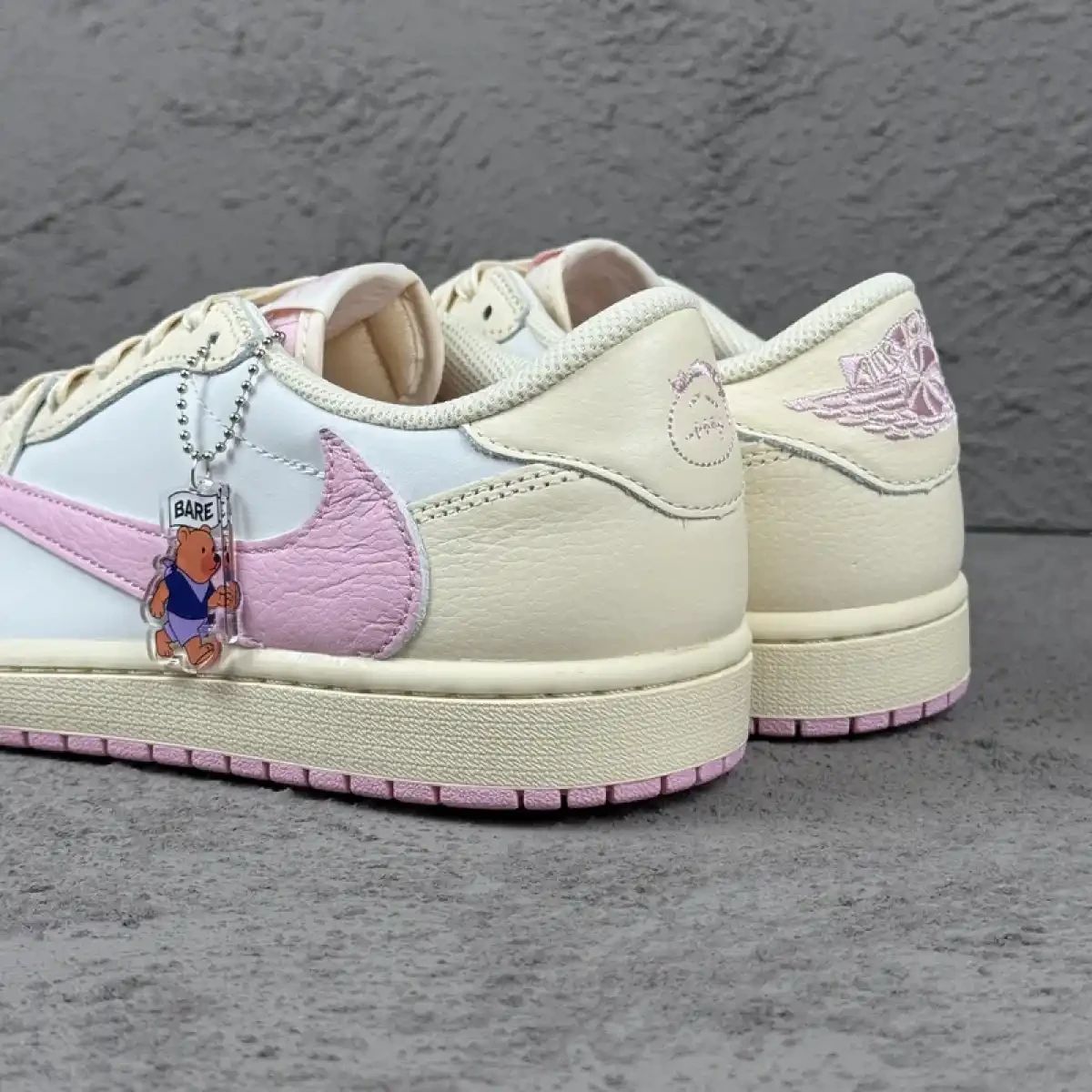 Jual Air Jordan 1 Low Og Travis Scott Muslin Shy Pink 2026 (100 