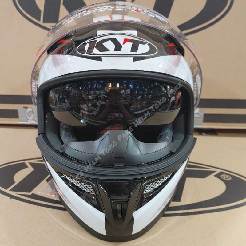 Gp Rr Futuro Pista Agv Helmet AGV PISTA GP RR FORGED CARBON FULL