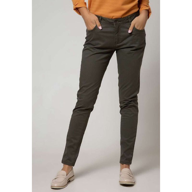 Cardinal girl jeans 2025