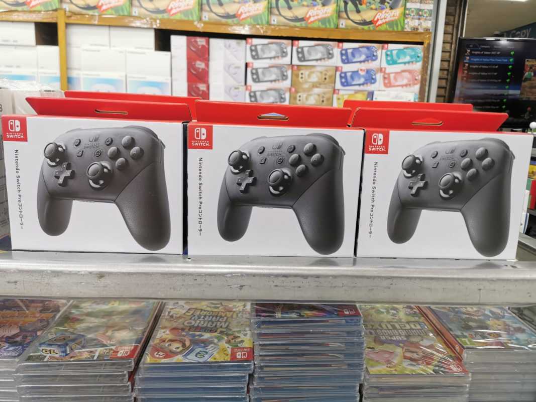 nintendo switch pro controller original