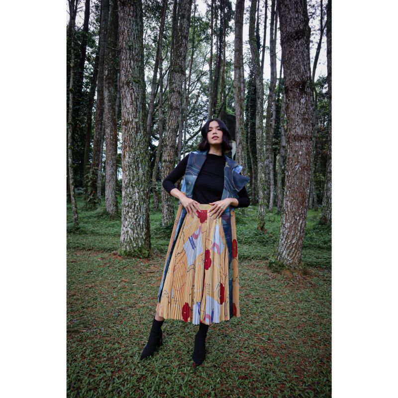 Promo Calla The Label Beau Long Vest Muticolor Diskon 30 di