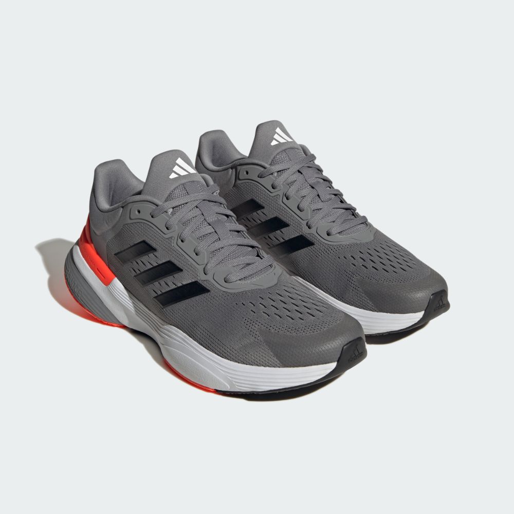 Foto sepatu outlet lari adidas