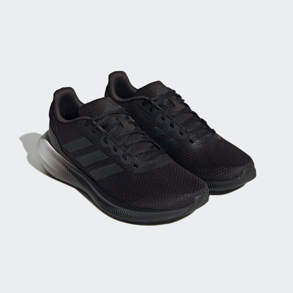 Sepatu running clearance black