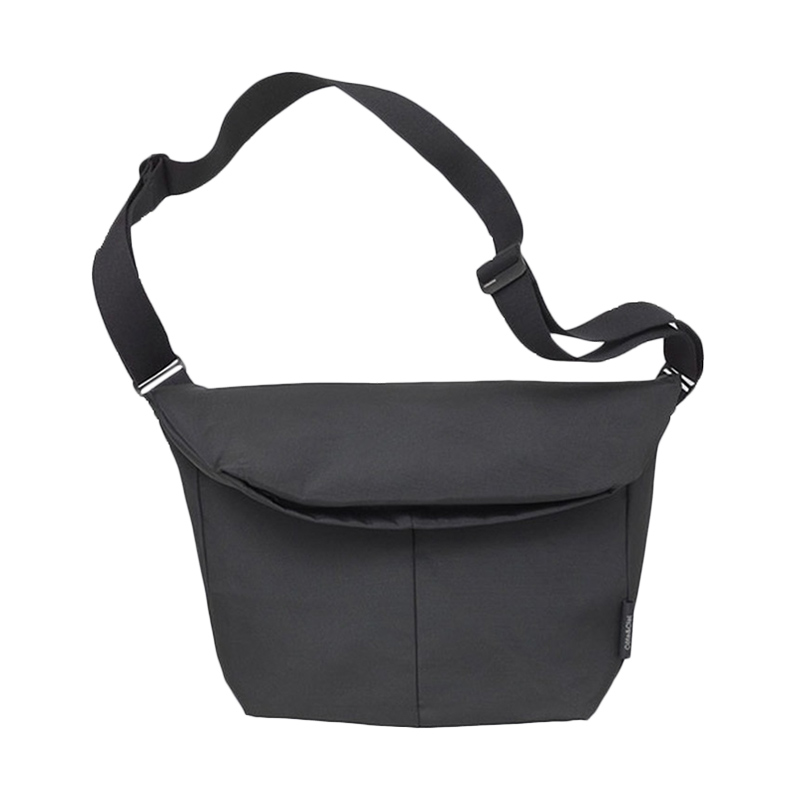 cote & ciel messenger bag