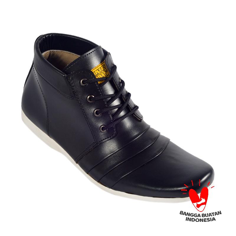 Country Boots Casual Widow Sepatu Pria - Black