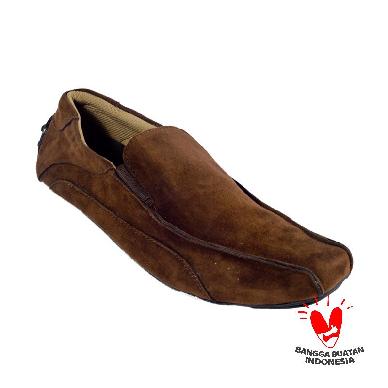 Country Boots Spin Slip On Sepatu Pria - Brown