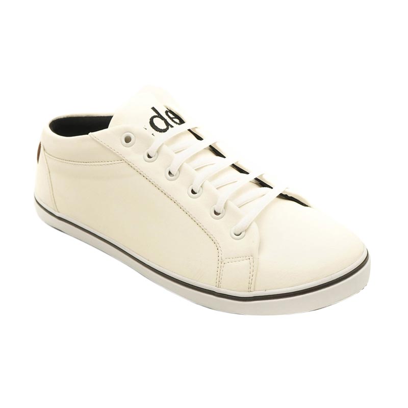 Coup d' Etat Low '92 Sneakers Sepatu Wanita - Putih