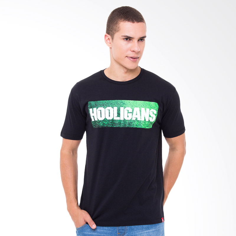 Hooligans Grass T-shirt - Black Extra diskon 7% setiap hari Extra diskon 5% setiap hari Citibank – lebih hemat 10%