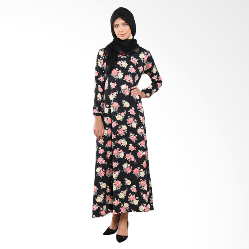 Stylish with Black and White | Blibli.com