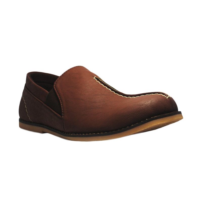 Island Shoes Casual Slip On Chukka Leather Brown Sepatu Pria
