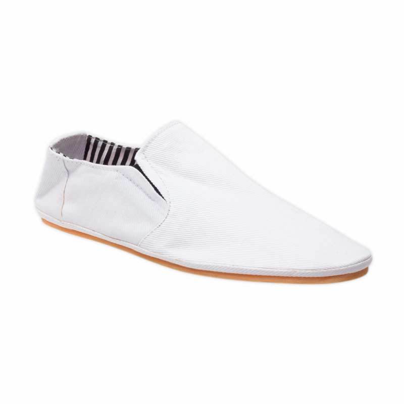 Junkiee Shoes White Canvas - W
