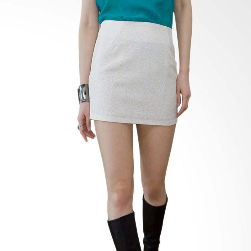 Kakuu Basic Monotone Lace Motif Mini Skirt