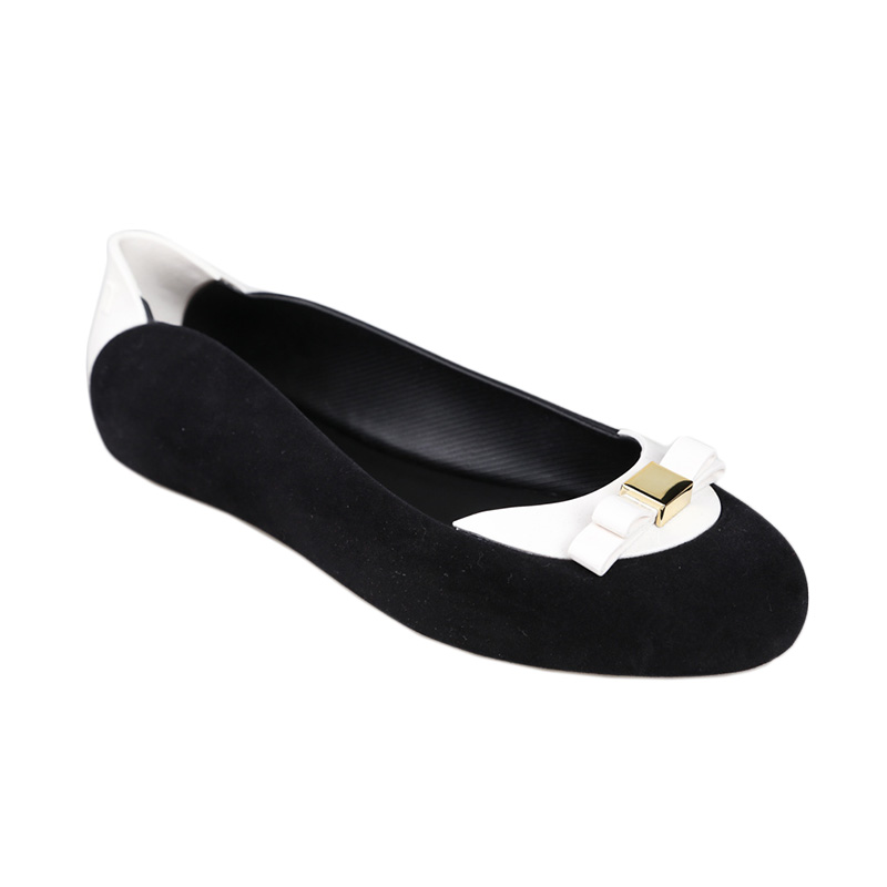 Melissa Pump It Flocked Ad 31912 Sepatu Wanita - Black White