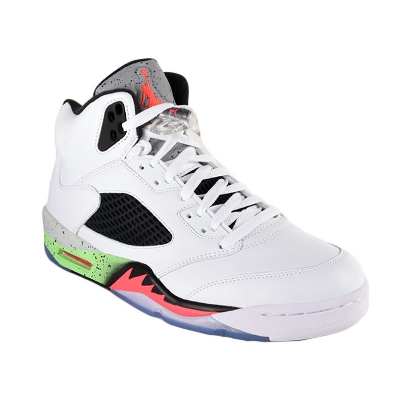 Harga air on sale jordan 5 retro
