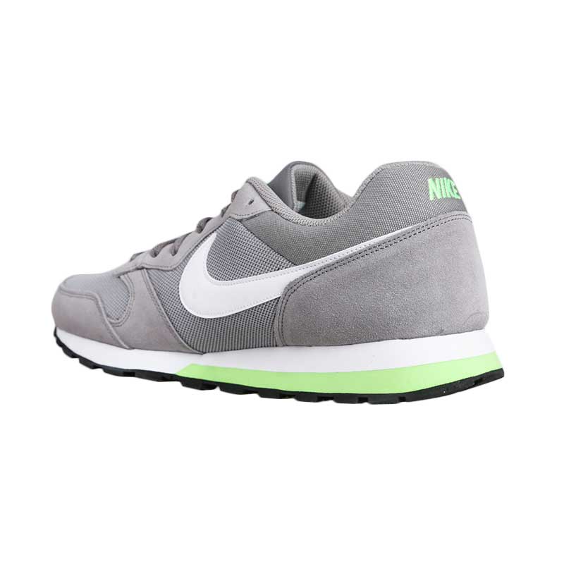 sepatu nike md runner 2