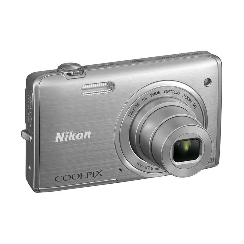 nikon coolpix s5200