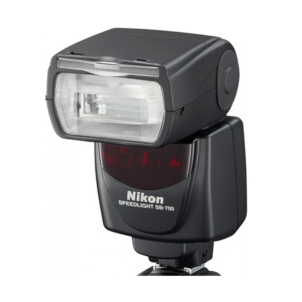 Jual Nikon Speed Light SB700 Flash Kamera Hitam di Seller Nikon Experience Hub BKP