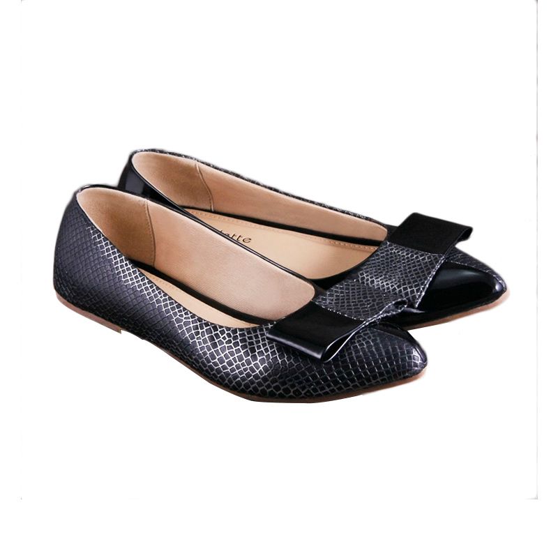 Odette Shoes Phoebe Black Sepatu Wanita