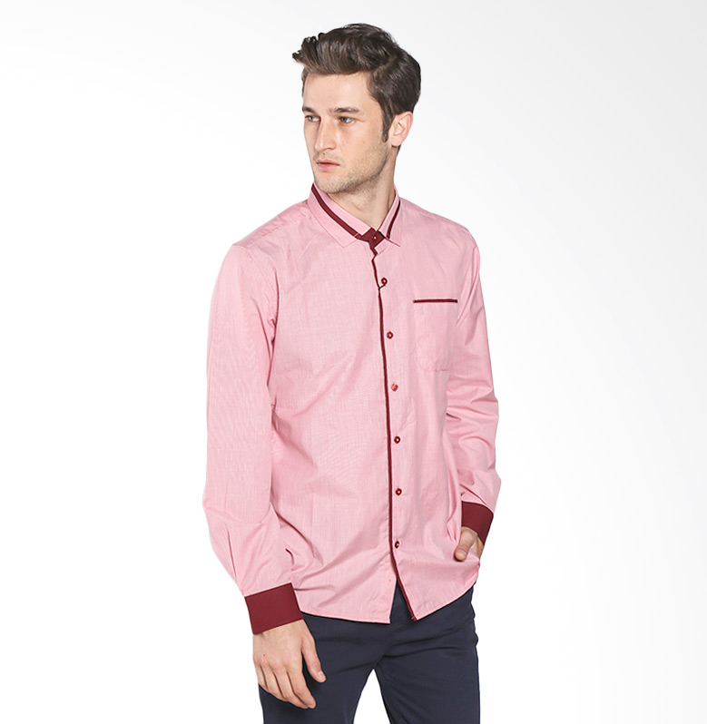 Red Cliff Smart Casual ZB4796JE Shirt - Red Extra diskon 7% setiap hari Extra diskon 5% setiap hari Citibank – lebih hemat 10%