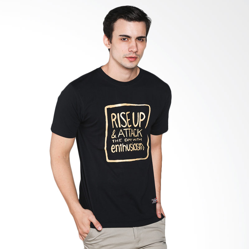 Sophistico Rise up SO051622 T-shirt - black Extra diskon 7% setiap hari Extra diskon 5% setiap hari Citibank – lebih hemat 10%