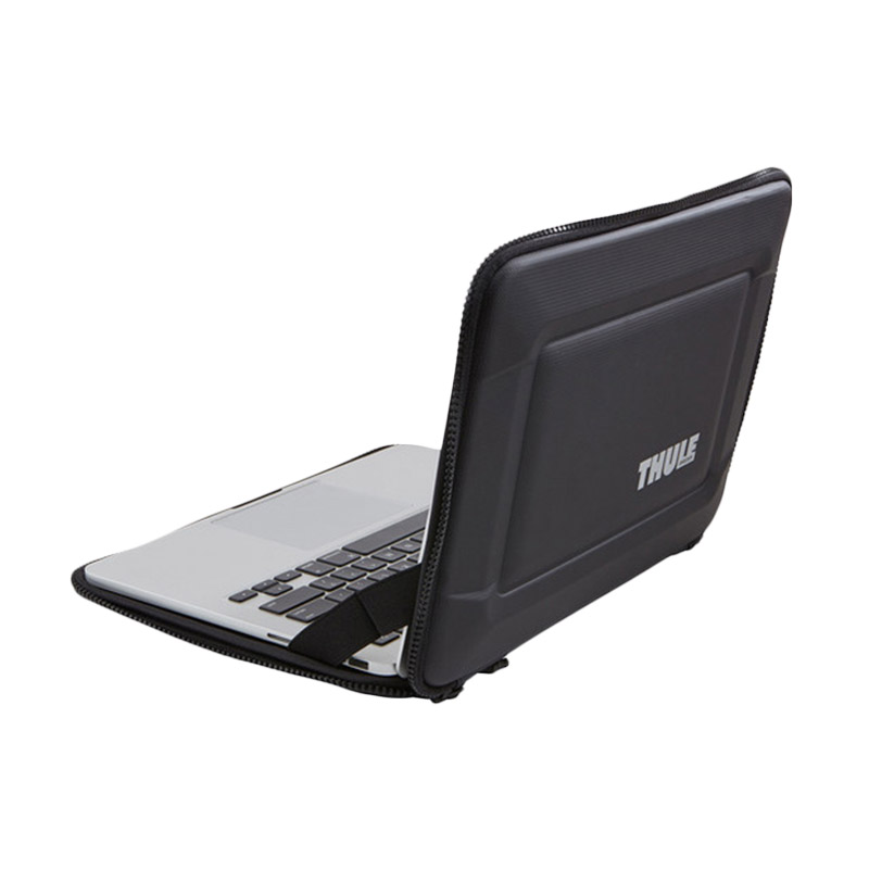 thule gauntlet macbook