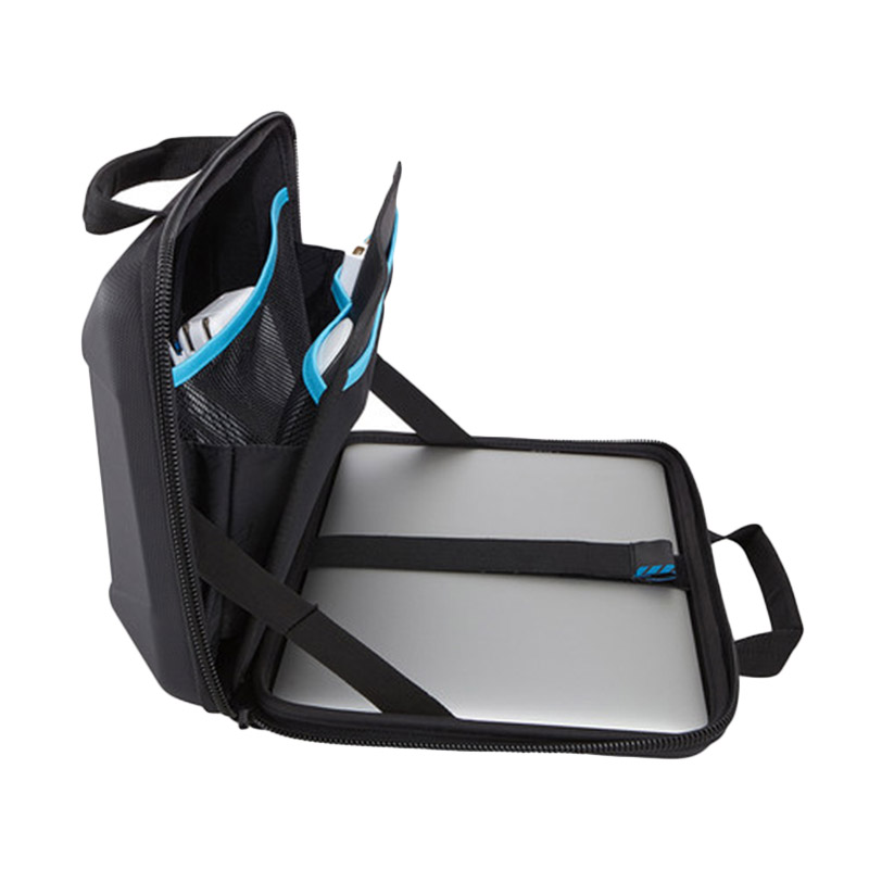 thule gauntlet macbook