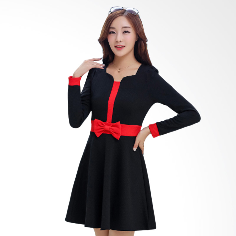 Jual White Lotus Autumn 216 Dress - Black Terbaru - Harga