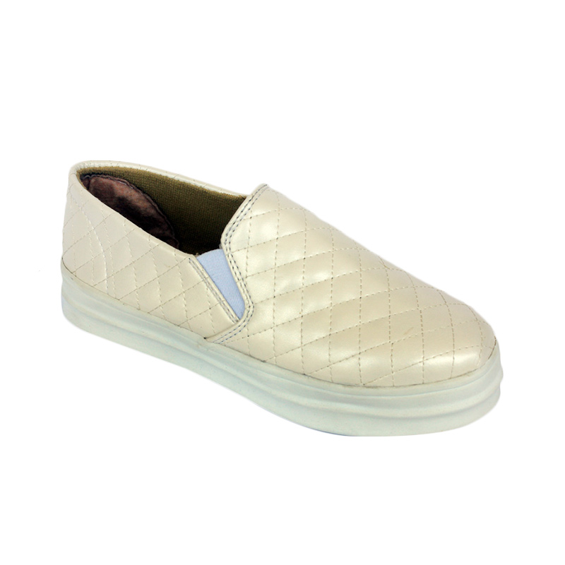 Yutaka Sepatu Slip On Shoes - Putih