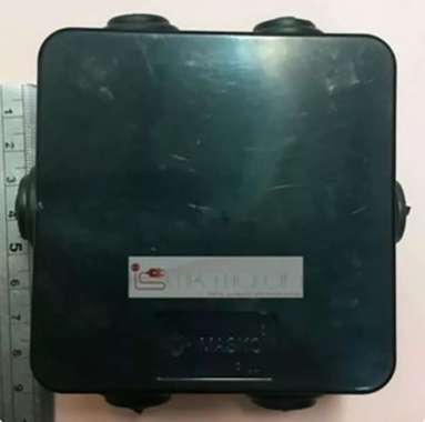 Masko Doradus 83x83x45 mm Duradus Hitam Plastik DR083H Junction Box