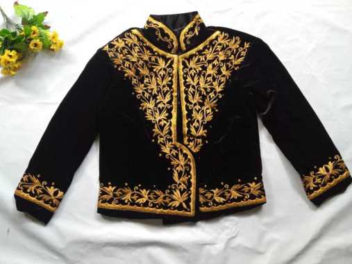 Baju Pengantin Pokem Setelan Adat Jogja Bludru Hitam Bordir Emas Hitam